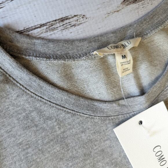 Como Blu Gray Top with Stripe Statement Sleeves sz Medium New - Picture 3 of 6
